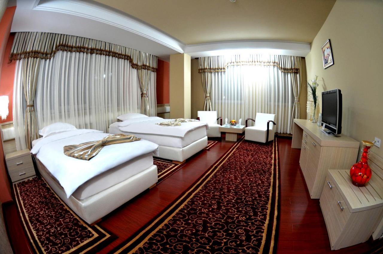 Hotel New Star สโกเปีย ภายนอก รูปภาพ